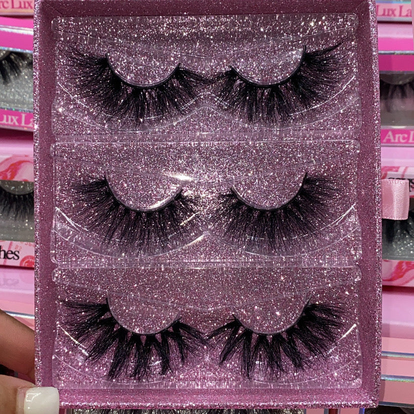 Dramatic Lash book